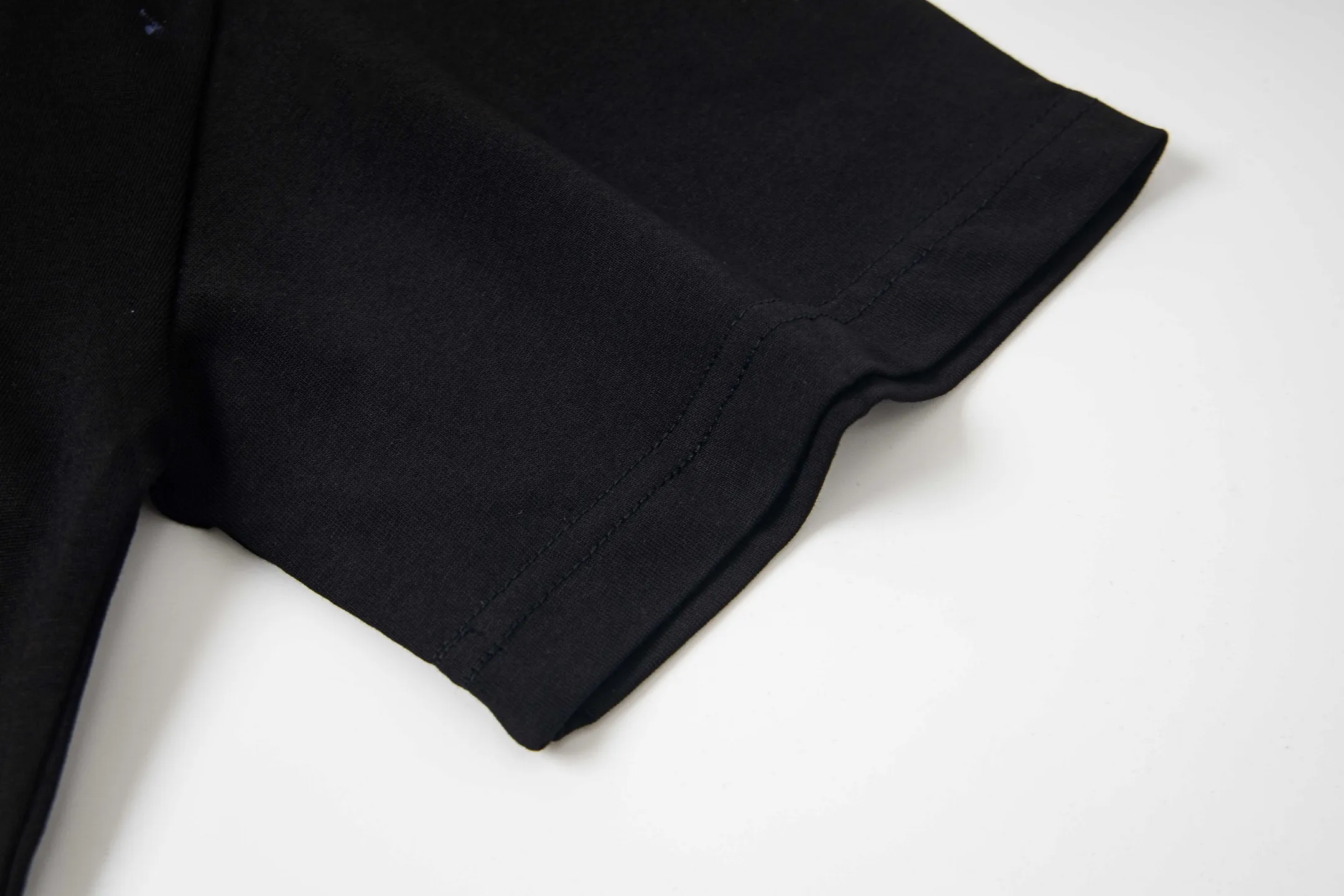 2216#Active Black ｜ THAT'S A AWFUL LOT OF COUGH SYRUP In Stock Real shot American simple fashion brand loose casual T-shirt Fabric (fabric): 32 counts Weight combed double yarn pure cotton Sizes (size): S-M L X L Color (colour): Black 👉
